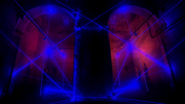 Lasers trace a transformed architectural space, in a choreography connected to sound and music. All images courtesy the artists.