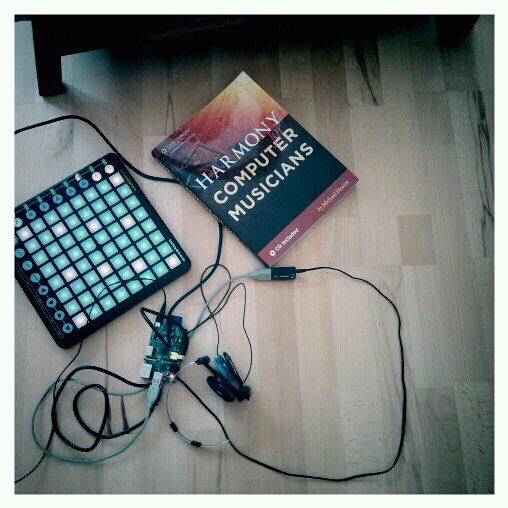 Launchpad + Raspberry Pi = Standalone Grid Piano Practice Machine