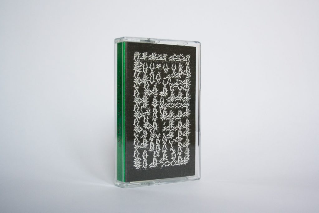 circular-ruins-the-thorned-maze-cassette_01