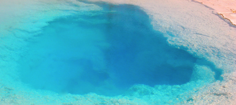 Yellowstone geyser image.