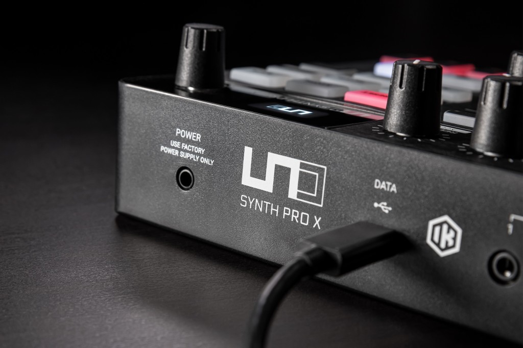 UNO SYNTH PRO X MG 1908 r