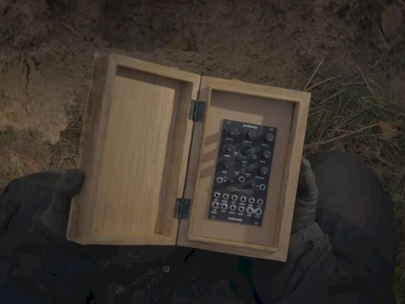 Tolkachev has found something ... in the forest! The box opens, and inside is a new Radiant module from Dnipro Modular x Sinevibes!