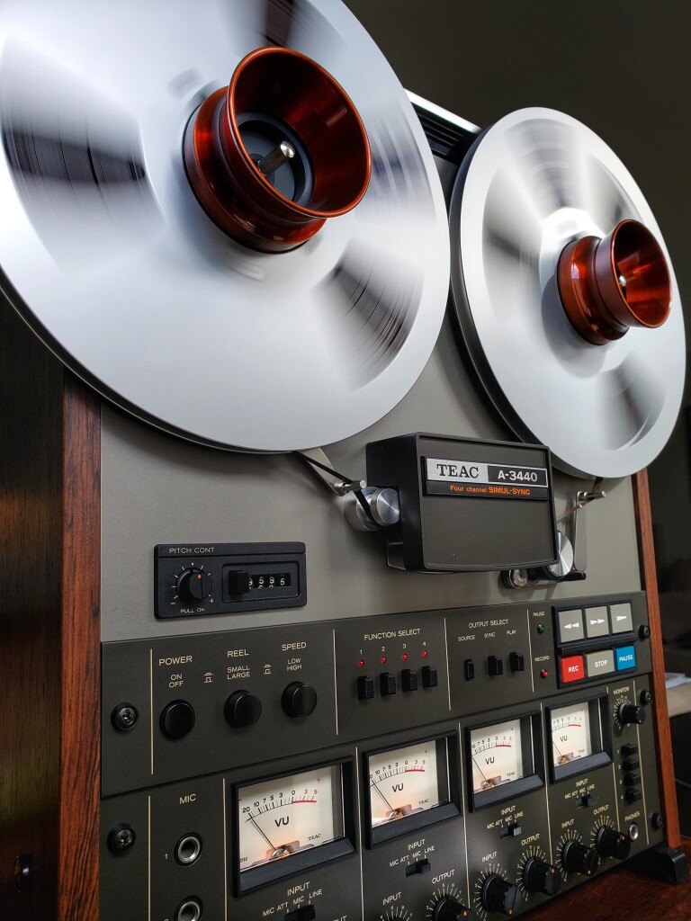 photo of the TEAC 440 reel-to-reel tape machine.