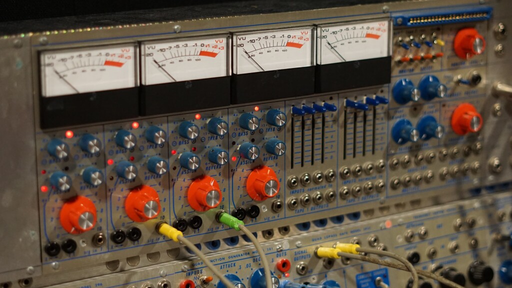 Cook every day: read Suzanne Ciani’s 1976 Buchla Cookbook, for free