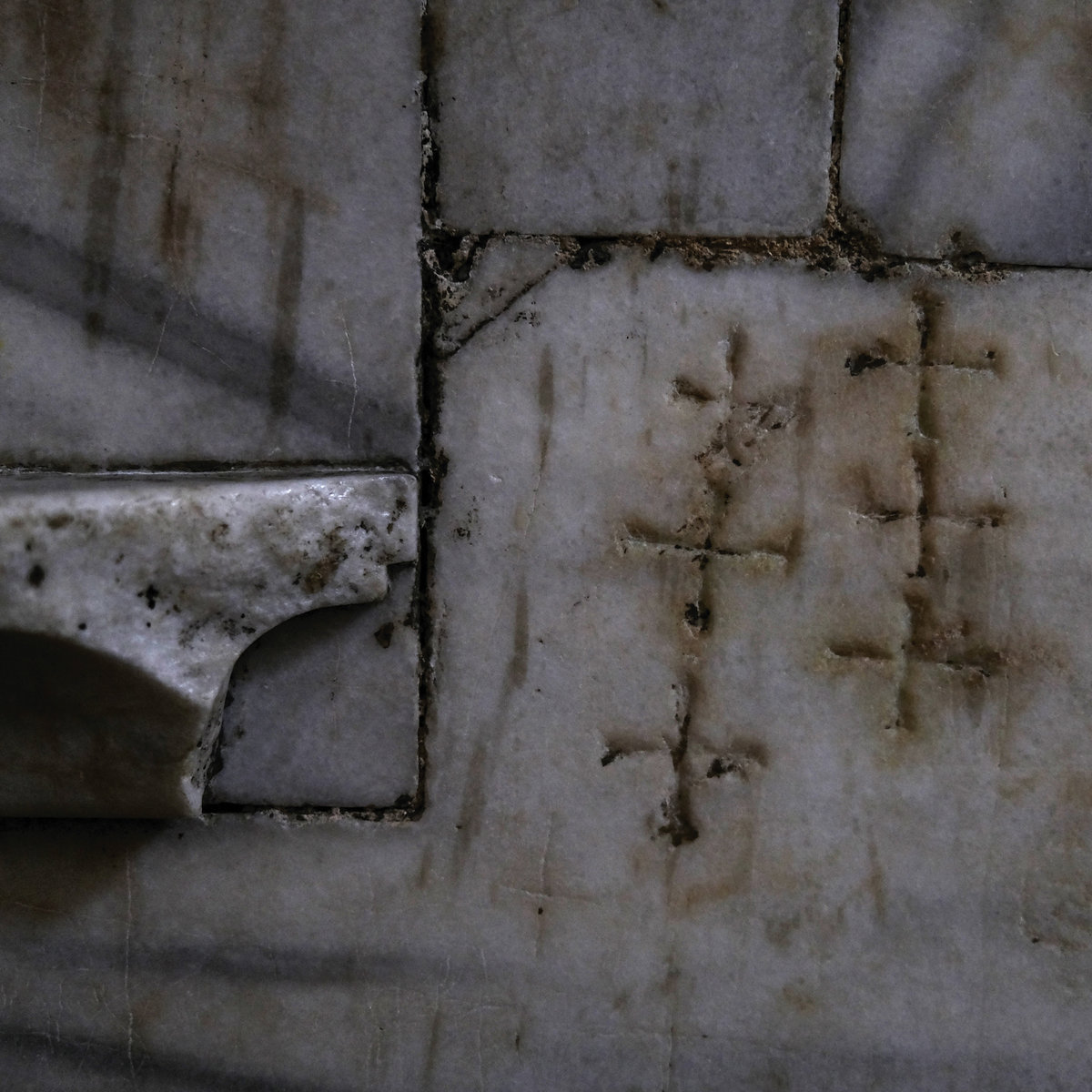 On the sublime BETHLEHEM بيت لحم, walls in time and space fall